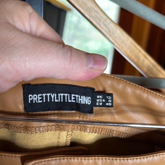 PrettyLittleThing Camel Faux Leather Split Hem Skinny Pants Size 8 - Picture 2 of 9